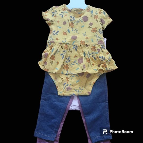 NWT 4 Outfits Carter's Girls 18 months Spring Summer - Picture 3 of 9